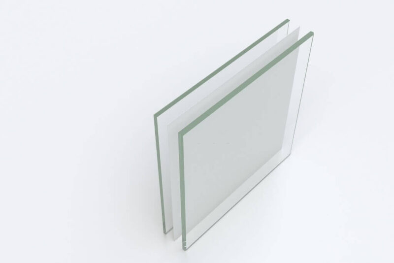 A Comparison of Acrylic (Plexiglass) vs Polycarbonate (Lexan) Glass