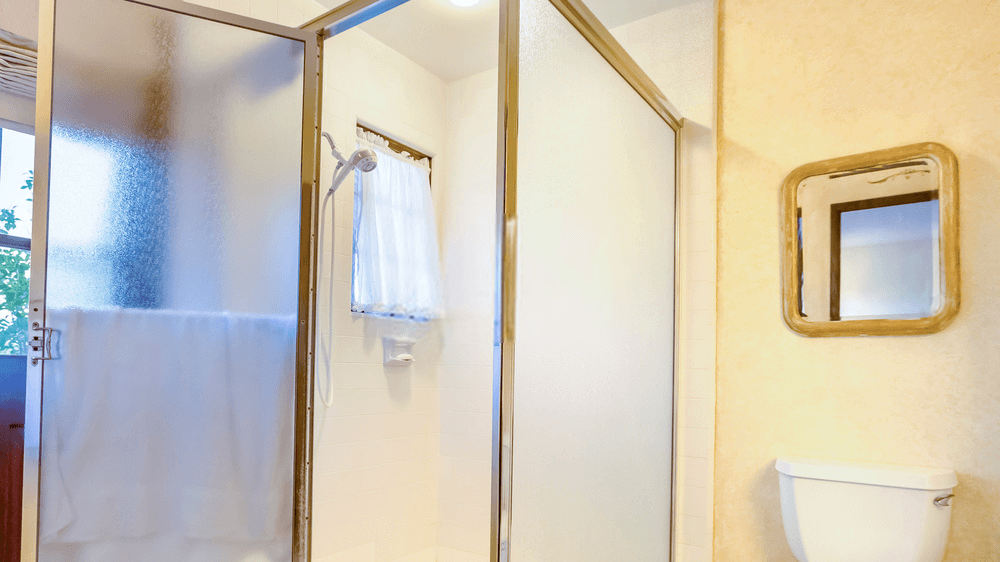 Swinging Glass Shower Doors