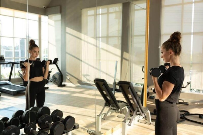 How to Install Gym Mirror in Your Home Gym? A DIY Guide