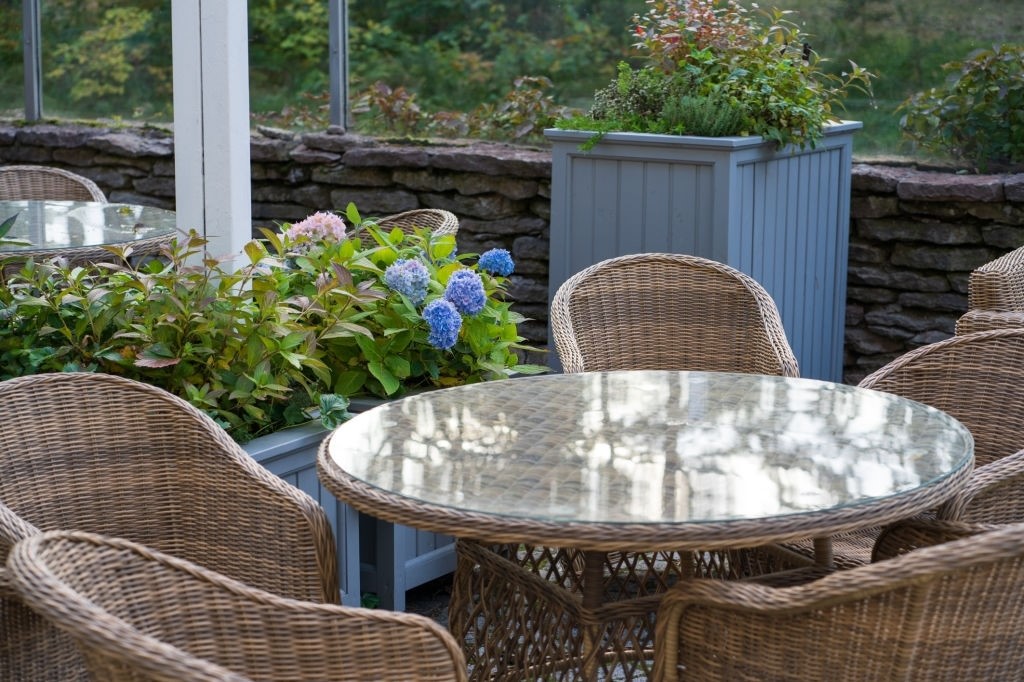 How To Secure a Glass Patio Table Top