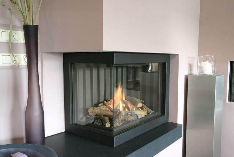 Fireplace with Tempered Glass Door