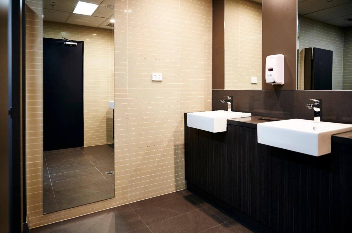 Frameless Bathroom Mirror Ideas You Need to Know