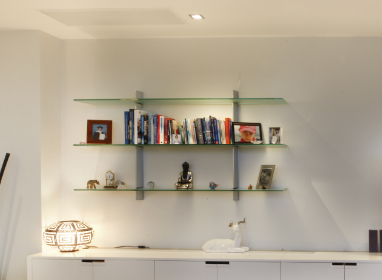 https://www.glassgenius.com/media/.renditions/Glass_Shelves_For_Living_Room.png